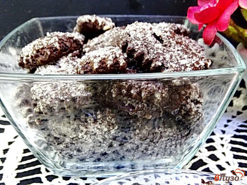 Фото приготовление рецепта: Шоколадное сахарное печенье шаг №10