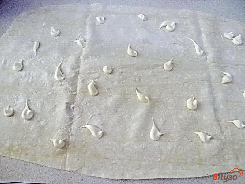 Фото приготовление рецепта: Рулетики из лаваша с картофелем, грибами и сыром шаг №6