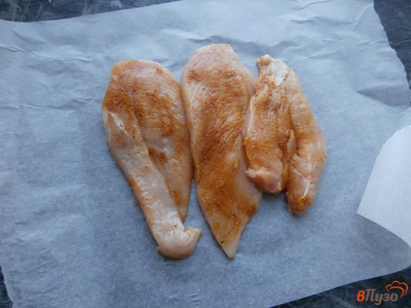 Фото приготовление рецепта: Кесадилья с курицей шаг №1