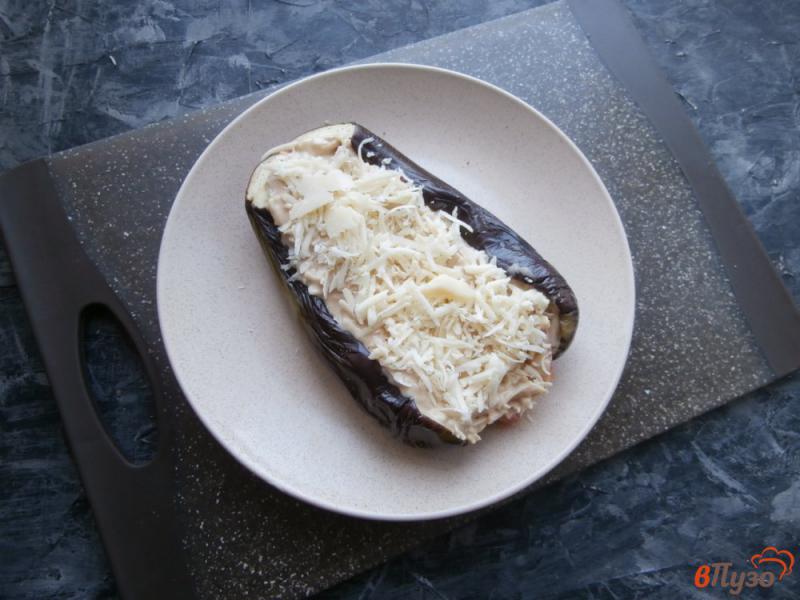 Фото приготовление рецепта: Баклажан с помидорами и сыром в микроволновке шаг №7