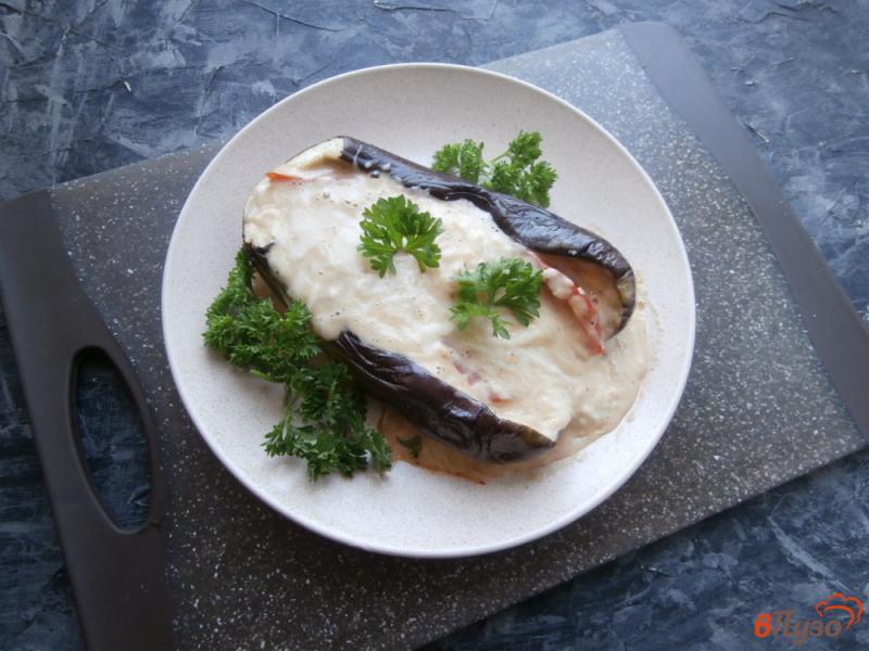 Фото приготовление рецепта: Баклажан с помидорами и сыром в микроволновке шаг №8