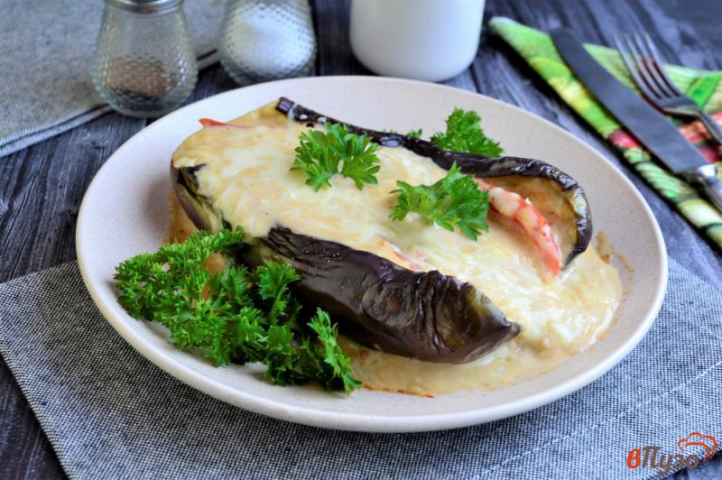 Фото приготовление рецепта: Баклажан с помидорами и сыром в микроволновке шаг №9