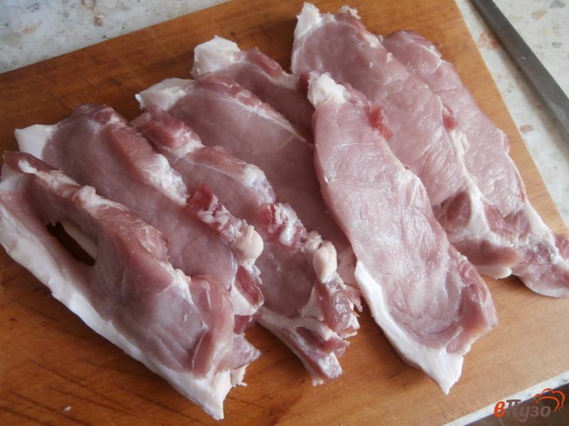 Фото приготовление рецепта: Стейки из свиной корейки на мангале шаг №1