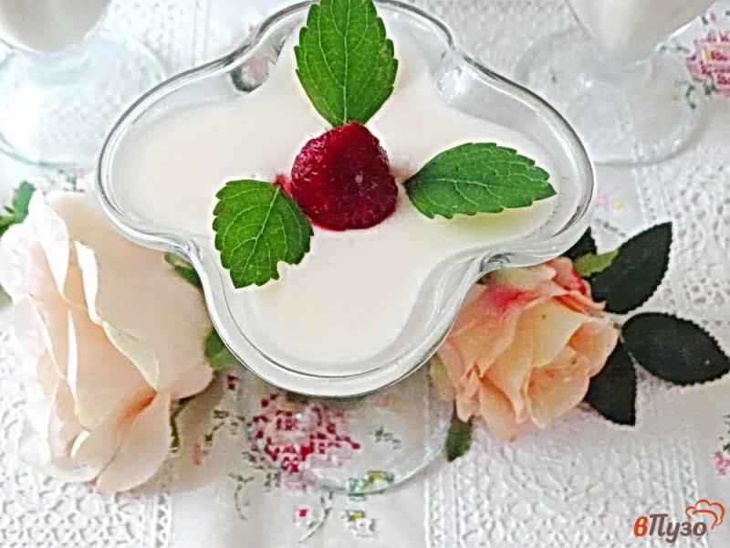 Фото приготовление рецепта: Десерт из ряженки шаг №8