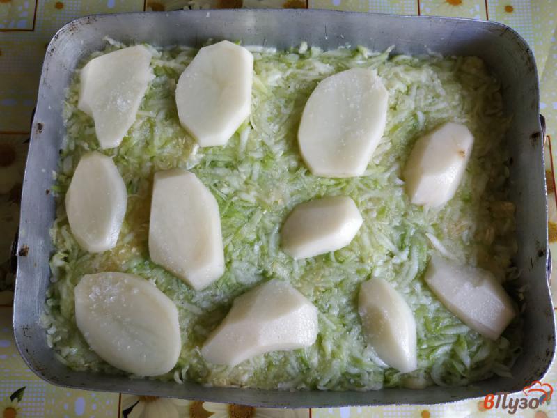 Фото приготовление рецепта: Запеканка кабачковая с картошкой шаг №8