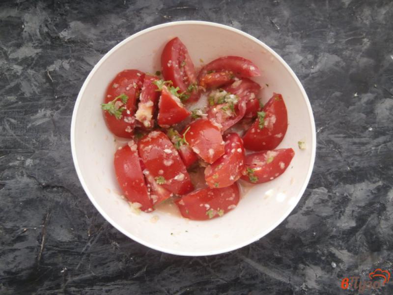 Фото приготовление рецепта: Помидоры в соусе из болгарского перца и чеснока шаг №6
