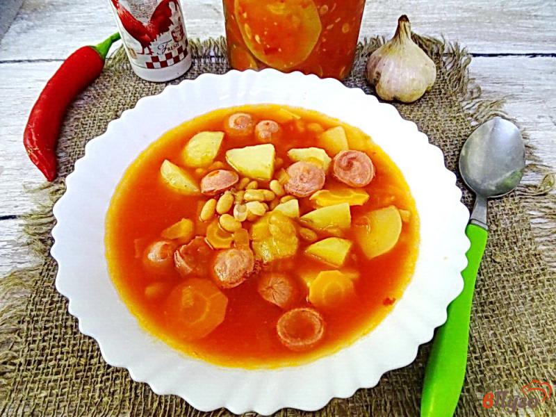 Фото приготовление рецепта: Суп с фасолью и сосисками шаг №8