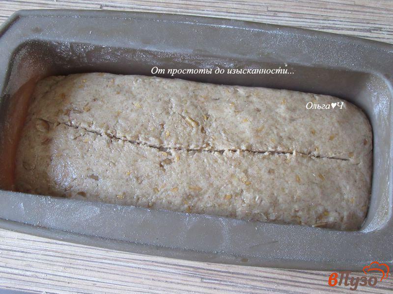 Фото приготовление рецепта: Цельнозерновой хлеб с семечками шаг №5