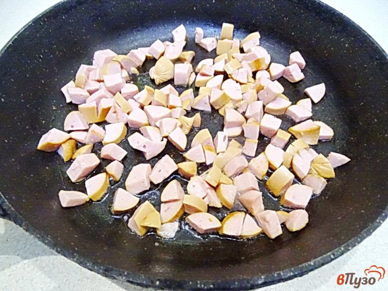 Фото приготовление рецепта: Картошка фаршированная сосисками шаг №5