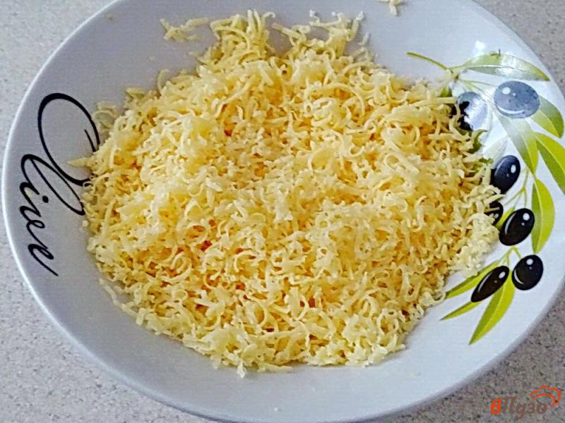 Фото приготовление рецепта: Помидоры с сыром и чесноком шаг №2
