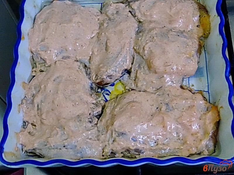 Фото приготовление рецепта: Филе куриных бёдер запеченное в духовке шаг №6