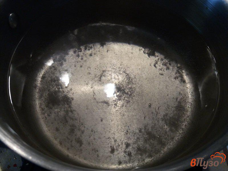 Фото приготовление рецепта: Маринованные огурцы с винным уксусом шаг №5