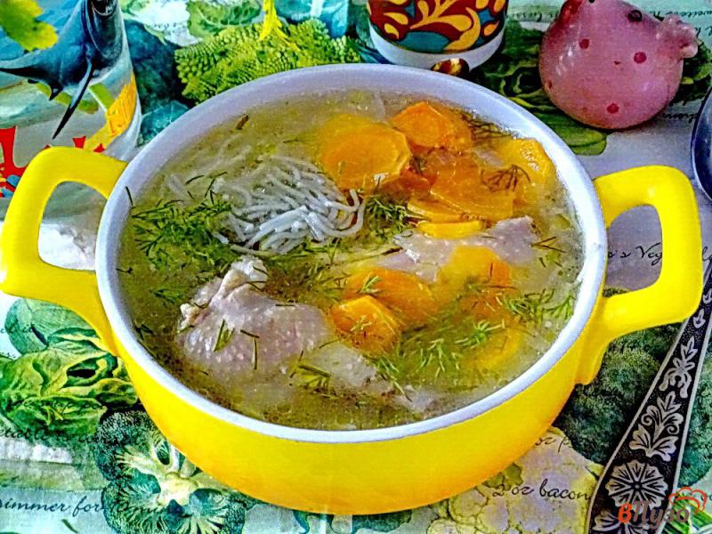 Фото приготовление рецепта: Куриный суп без картофеля с вермишелью шаг №8