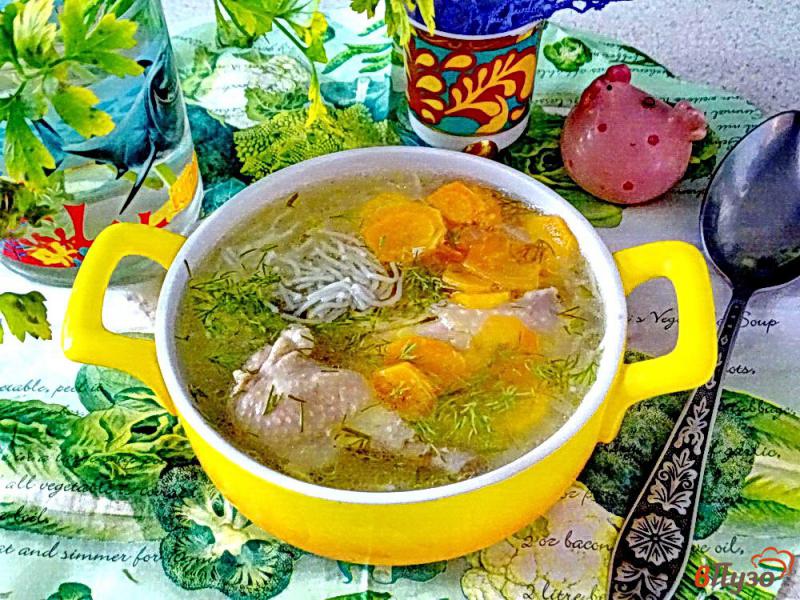 Фото приготовление рецепта: Куриный суп без картофеля с вермишелью шаг №9