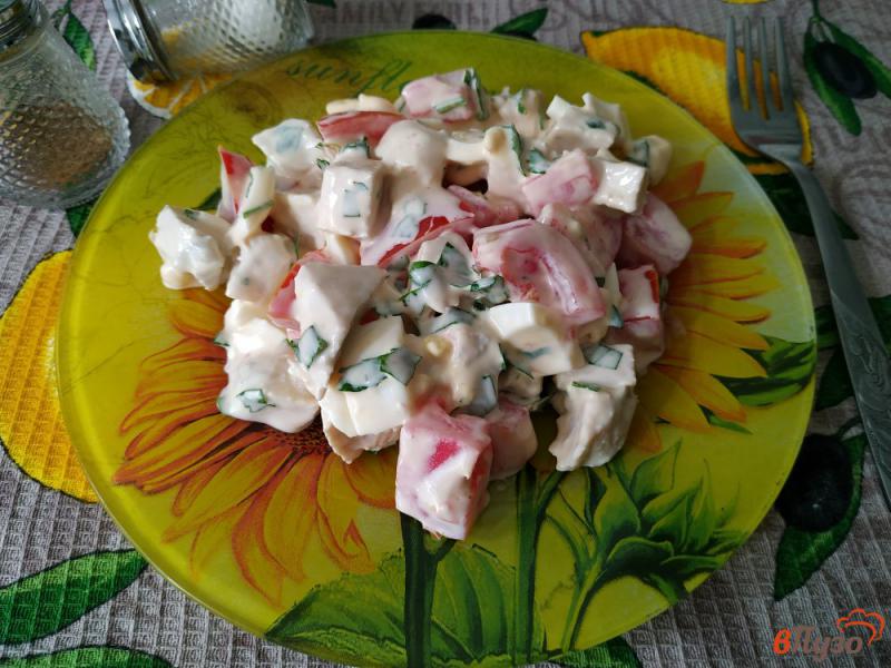 Фото приготовление рецепта: Салат со свининой и помидорами шаг №6