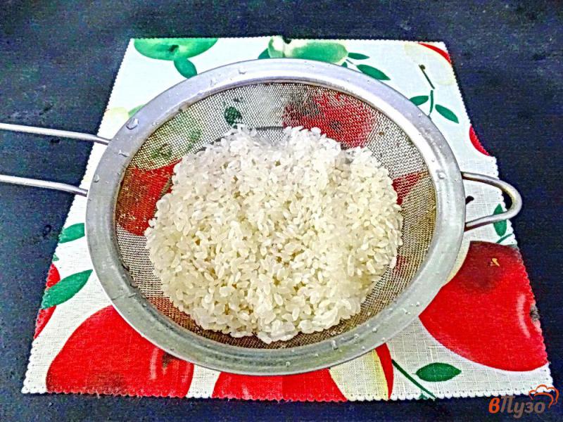 Фото приготовление рецепта: Рисовая каша молочная шаг №1