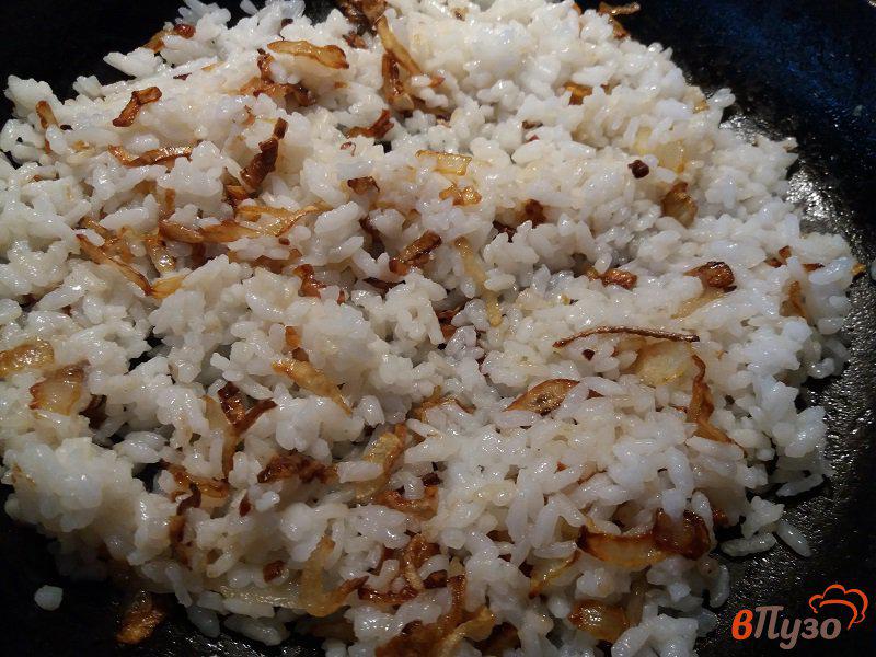 Фото приготовление рецепта: Салат из кальмара с рисом шаг №4