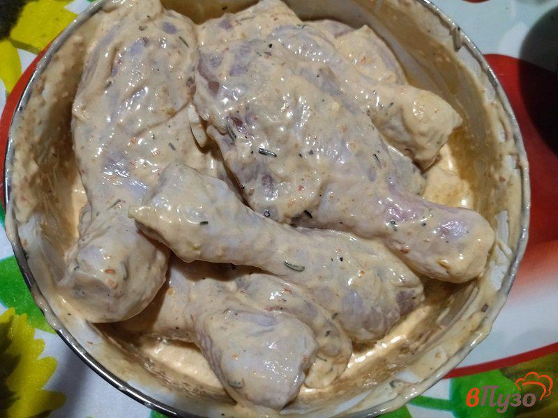 Фото приготовление рецепта: Куриные ножки жаренные на гриле шаг №3
