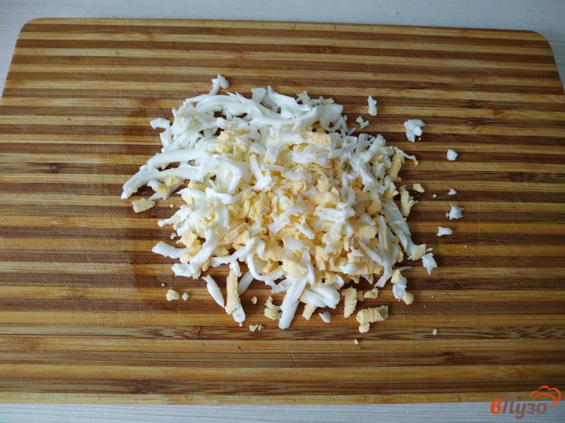 Фото приготовление рецепта: Рисовые котлеты с сыром и яйцом шаг №1