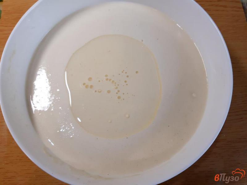 Фото приготовление рецепта: Блины на молоке с фетой и огурцами шаг №4