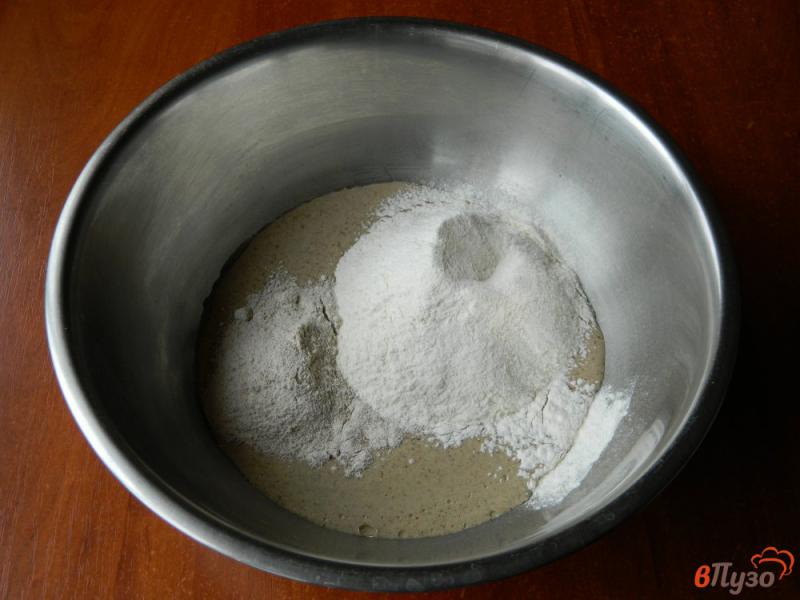 Фото приготовление рецепта: Хлеб на ржаной закваске с солодом шаг №5