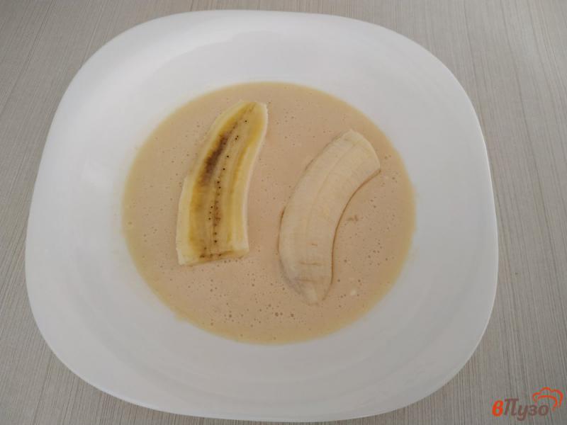 Фото приготовление рецепта: Жареные бананы в кляре шаг №4