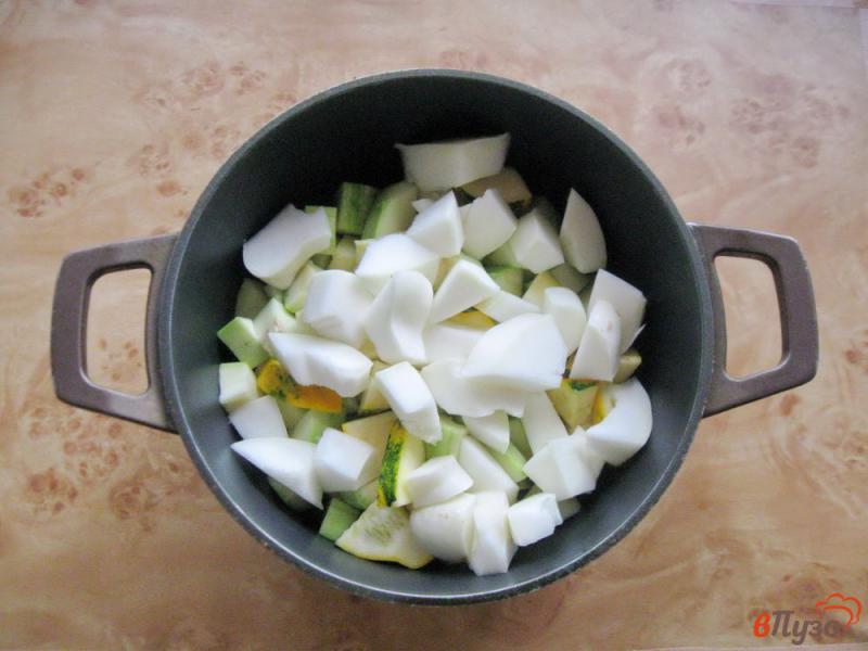 Фото приготовление рецепта: Овощное рагу с рисом и патиссонами шаг №3