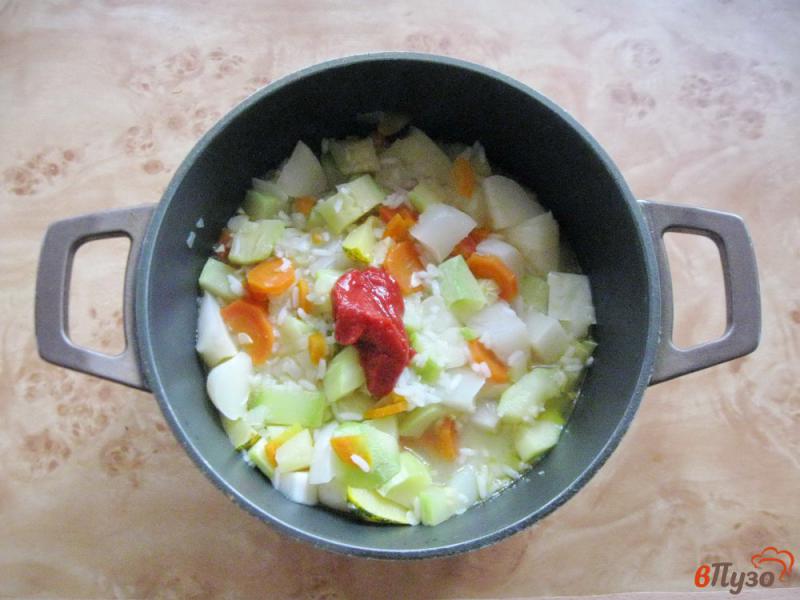 Фото приготовление рецепта: Овощное рагу с рисом и патиссонами шаг №5