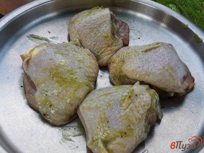 Фото приготовление рецепта: Куриные бёдра  гриль на мангале шаг №1
