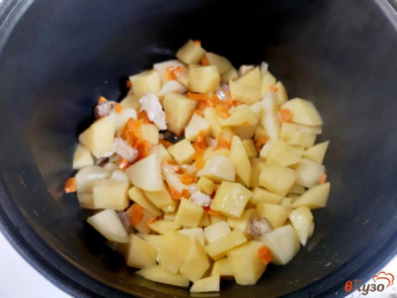 Фото приготовление рецепта: Рагу овощное с кабачками и капустой шаг №6