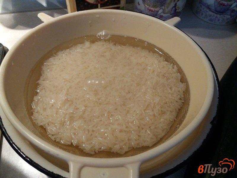 Фото приготовление рецепта: Рис с кабачком и спаржевой фасолью шаг №2