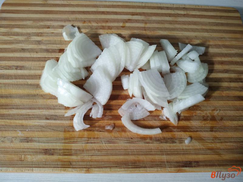 Фото приготовление рецепта: Рис с грибами и кукурузой шаг №1