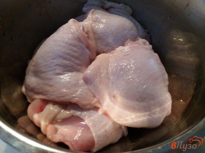 Фото приготовление рецепта: Запеченные куриные бёдра в соевом соусе и горчице шаг №1