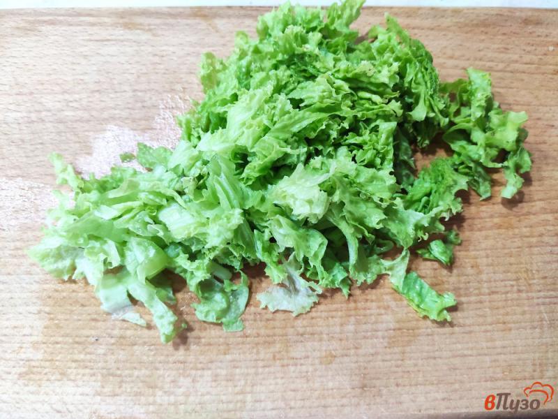 Фото приготовление рецепта: Овощной салат с курицей и кунжутом шаг №3