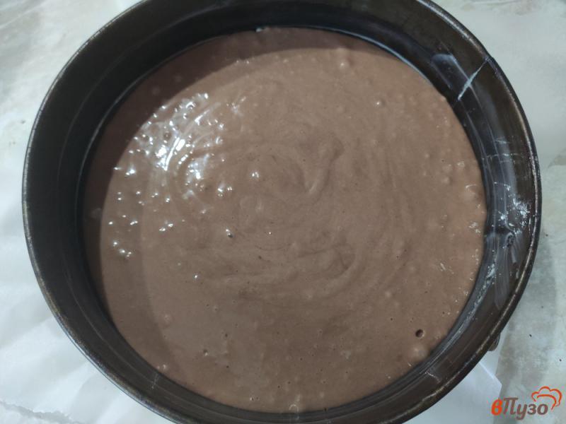 Фото приготовление рецепта: Шоколадный торт с бананом шаг №7
