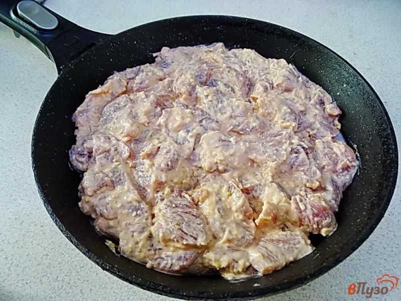 Фото приготовление рецепта: Свинина в духовке шаг №7
