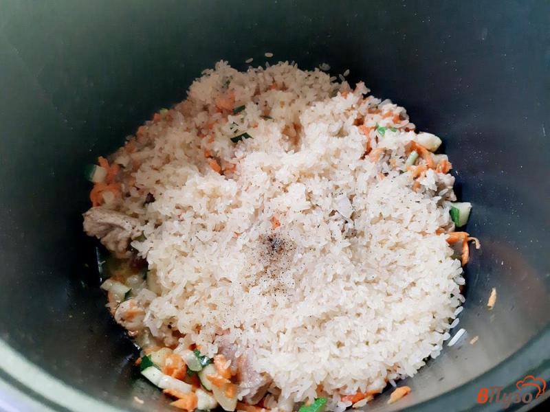 Фото приготовление рецепта: Рис с цукини шаг №7