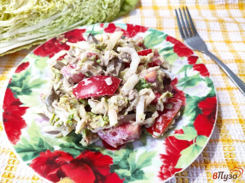 Фото приготовление рецепта: Овощной салат с печенью шаг №7