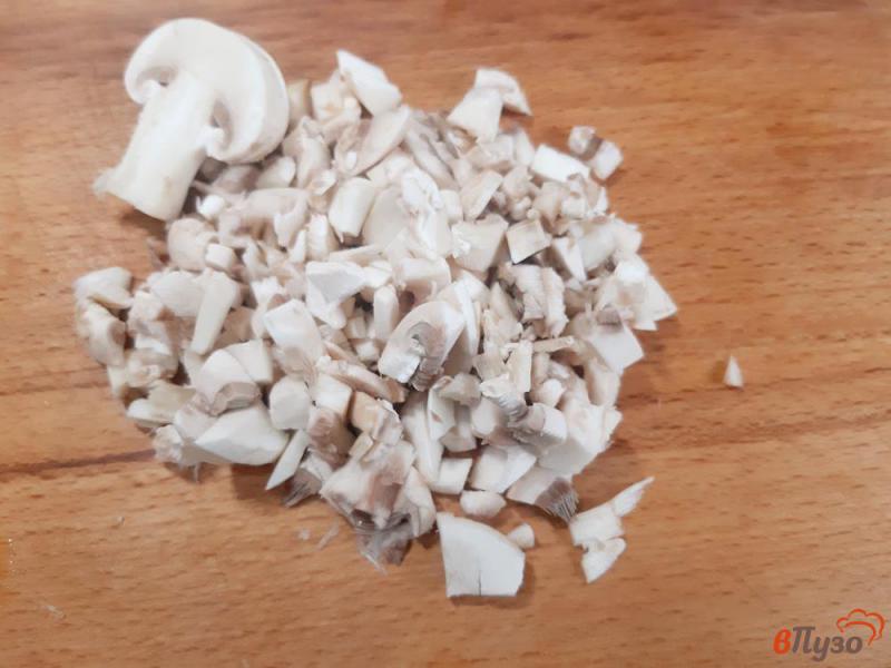 Фото приготовление рецепта: Лодочки из кабачков с грибами шаг №5