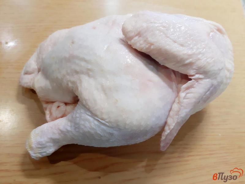 Фото приготовление рецепта: Курица с картошкой в духовке шаг №1