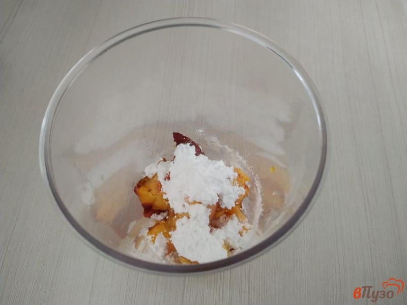 Фото приготовление рецепта: Смузи персиковый на кефире шаг №2