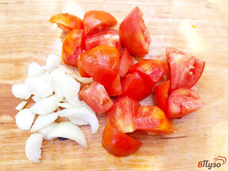 Фото приготовление рецепта: Тушеные цуккини и баклажаны с помидорами шаг №4