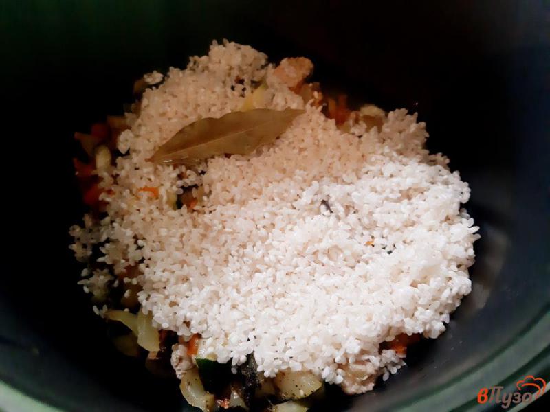Фото приготовление рецепта: Рис с овощами шаг №10