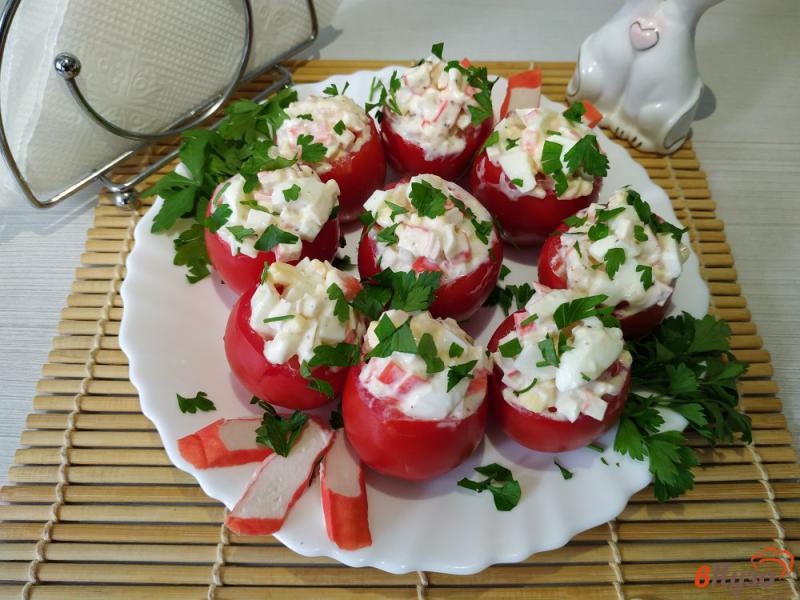 Фото приготовление рецепта: Закусочные фаршированые помидоры шаг №8