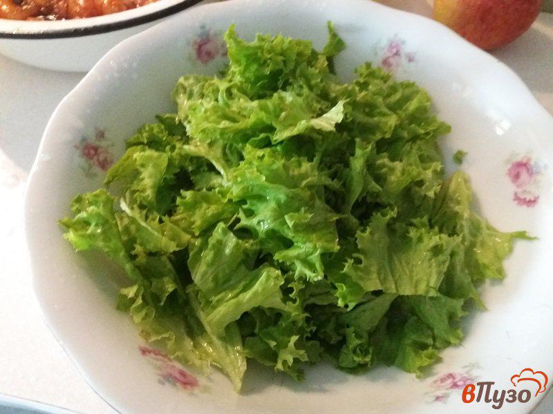 Фото приготовление рецепта: Тёплый овощной салат с креветками и кус-кусом шаг №6