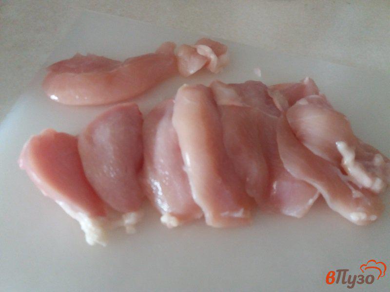 Фото приготовление рецепта: Шаурма домашняя с куриным филе шаг №2