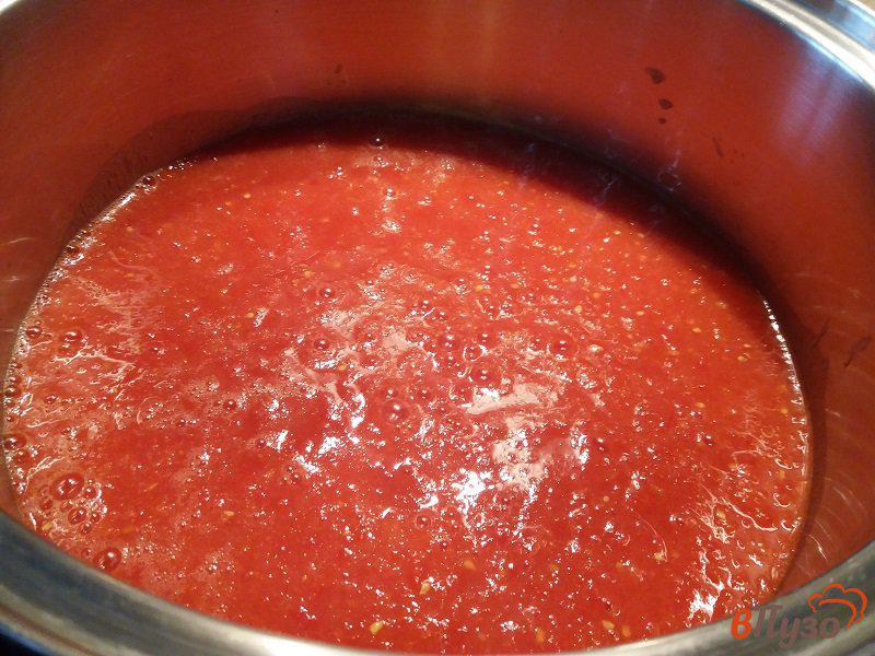 Фото приготовление рецепта: Баклажаны и болгарские перцы в томатном соусе на зиму шаг №4