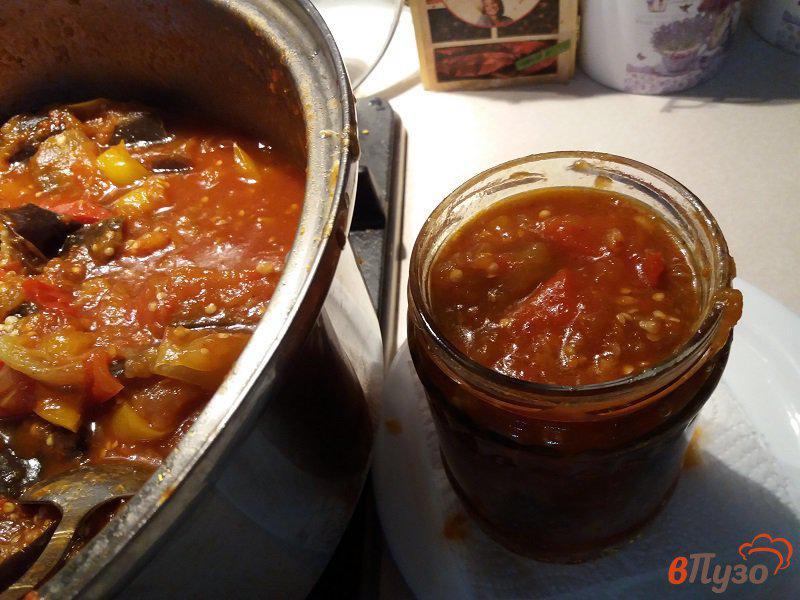 Фото приготовление рецепта: Баклажаны и болгарские перцы в томатном соусе на зиму шаг №11