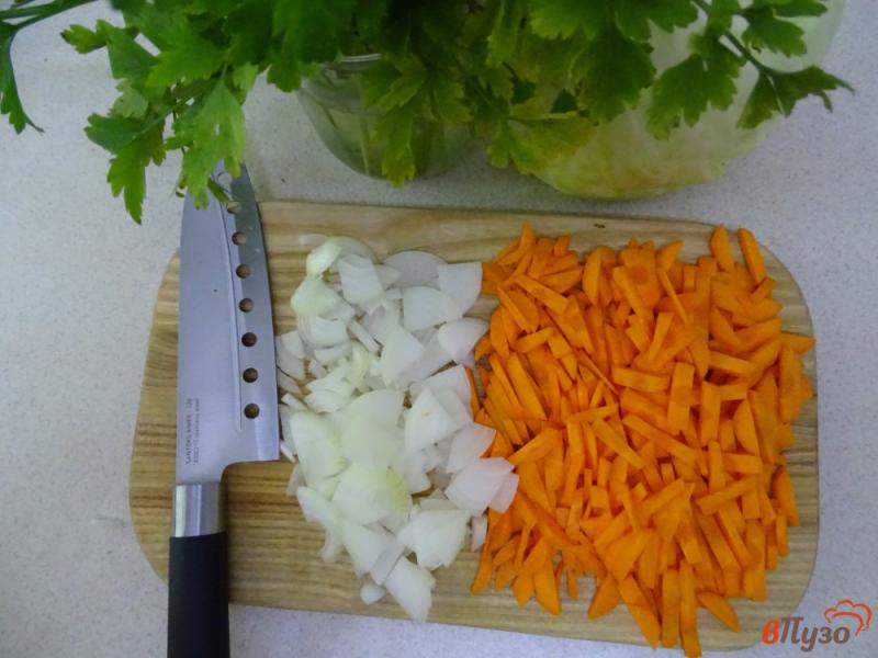 Фото приготовление рецепта: Рагу с овощами и куриными крыльями шаг №1