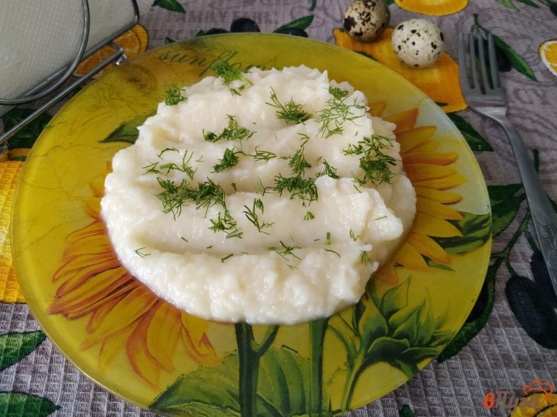 Фото приготовление рецепта: Картофельное пюре на молоке и перепелиных яйцах шаг №7